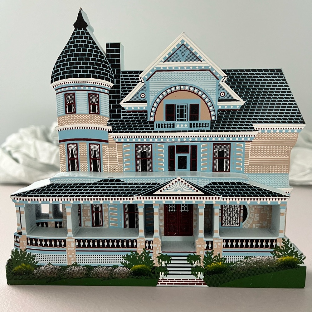 Shelia’s 1996 “Queen Anne Mansion”, 1891 Eureka Springs, Arkansas